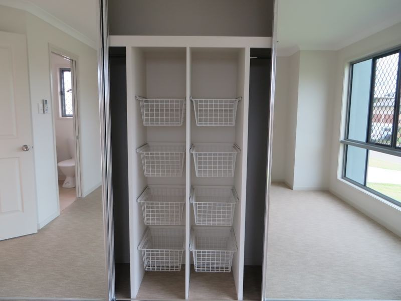 15 STELLA STREET, Boyne Island QLD 4680