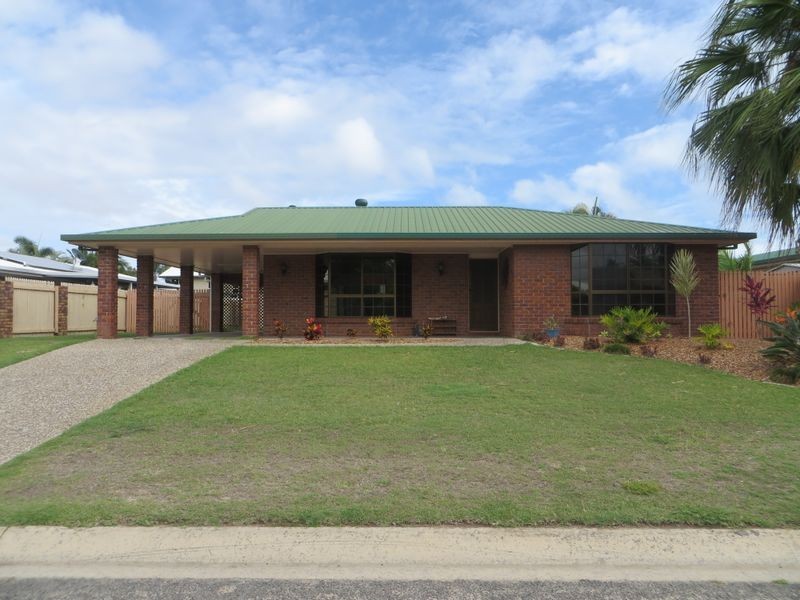 2 DENCHLEY STREET, Tannum Sands QLD 4680