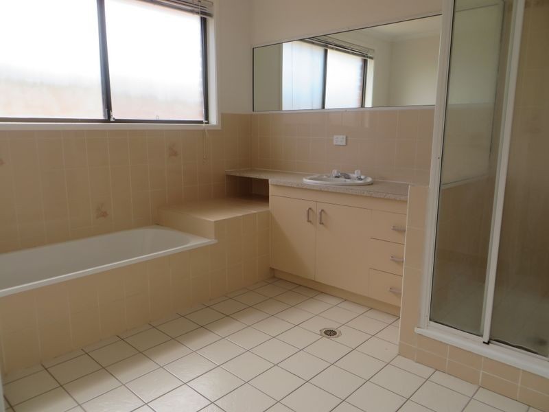 2 DENCHLEY STREET, Tannum Sands QLD 4680