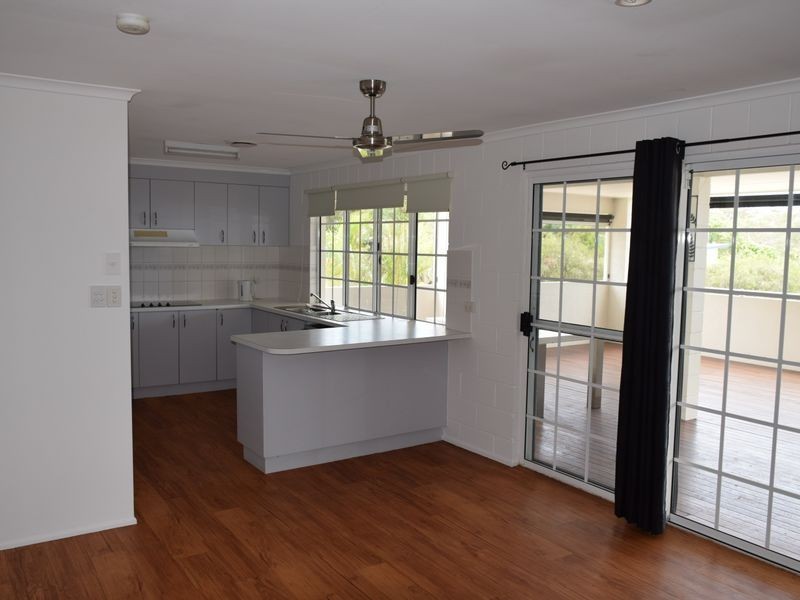 40 MALPAS STREET, Boyne Island QLD 4680