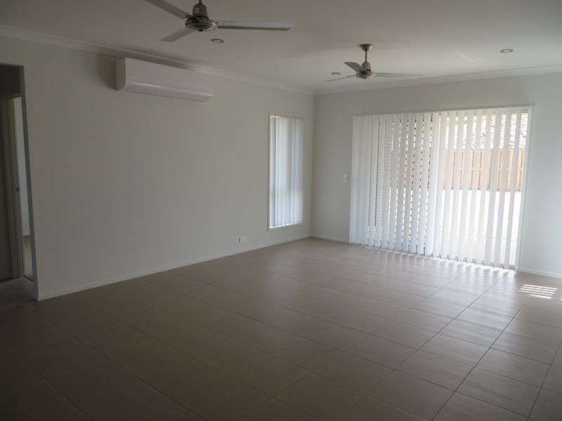 32 KOOLIVOO PARADE, Boyne Island QLD 4680