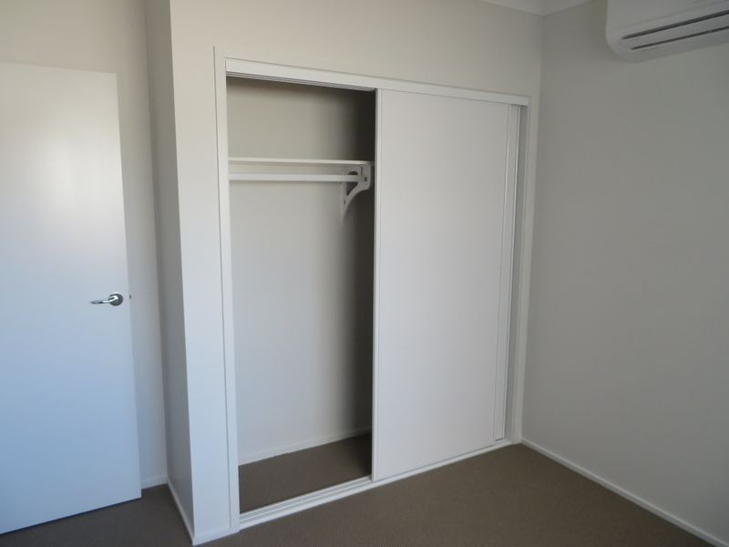 32 KOOLIVOO PARADE, Boyne Island QLD 4680