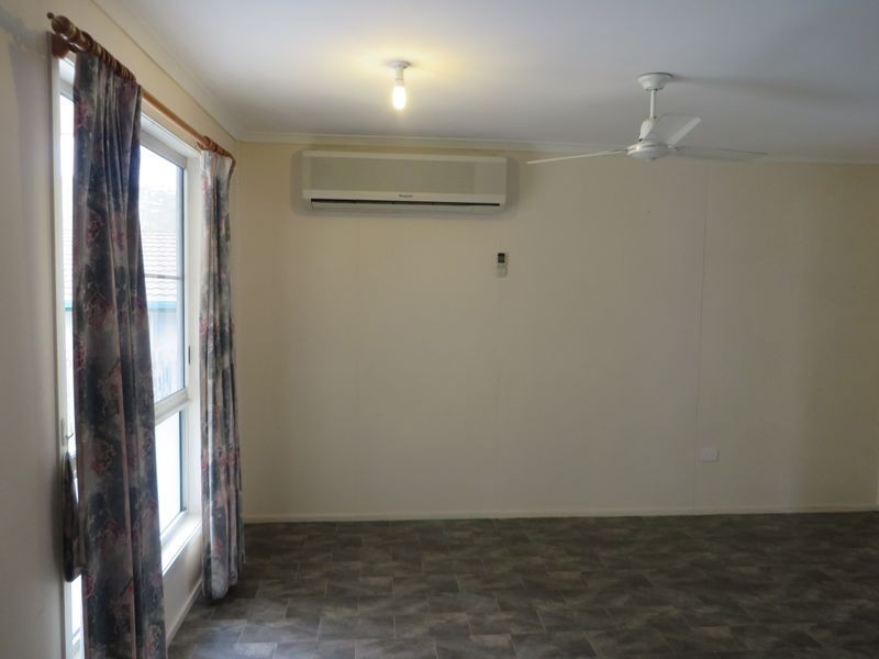 6 HAYES STREET, Boyne Island QLD 4680