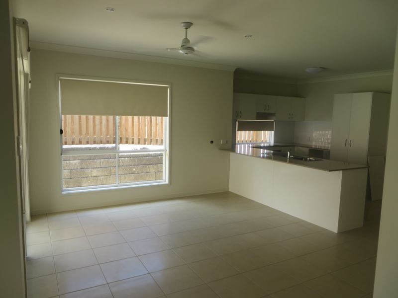 7 WABBY STREET, Boyne Island QLD 4680