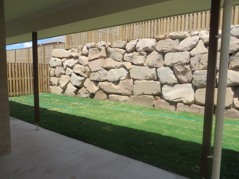 7 WABBY STREET, Boyne Island QLD 4680