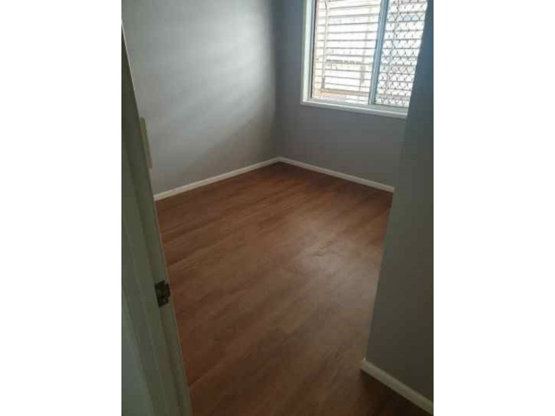 15 LOMANDRA STREET, Boyne Island QLD 4680