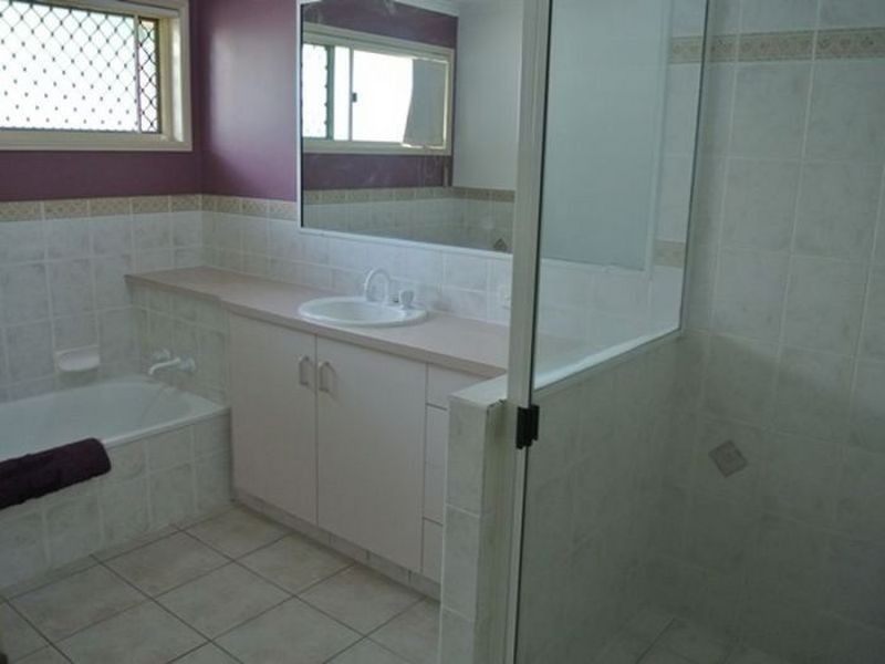 7 GEOFFREY THOMAS DRIVE, Tannum Sands QLD 4680