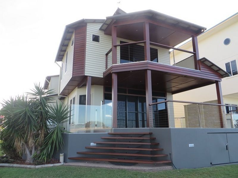 22 ISLAND ESPLANADE, Boyne Island QLD 4680