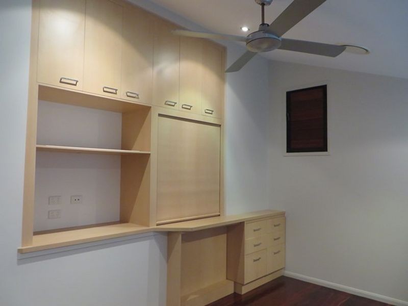 22 ISLAND ESPLANADE, Boyne Island QLD 4680