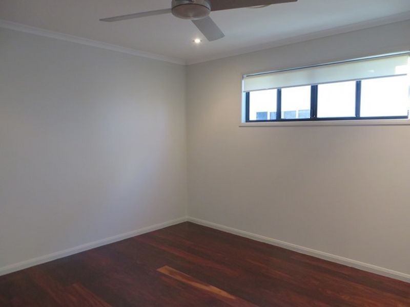 22 ISLAND ESPLANADE, Boyne Island QLD 4680