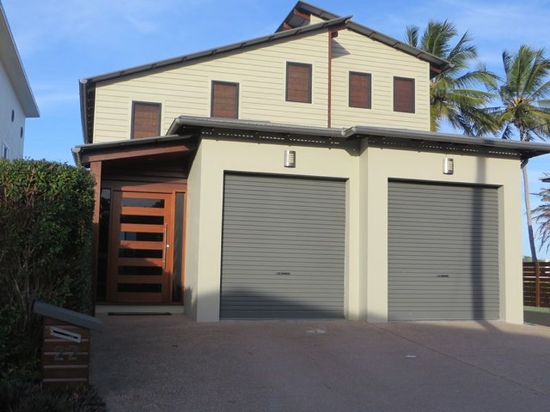 22 ISLAND ESPLANADE, Boyne Island QLD 4680