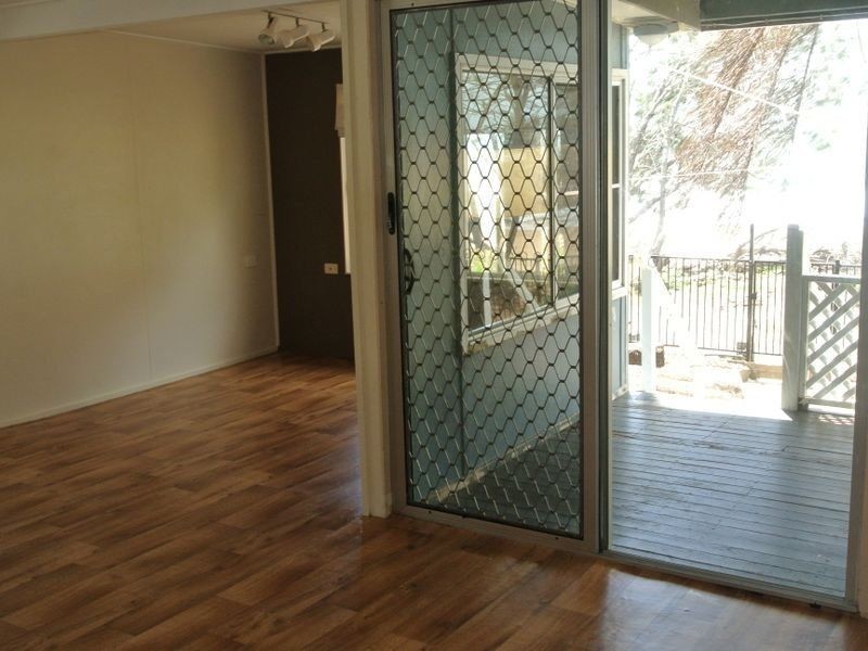 10 THE OAKS ROAD, Tannum Sands QLD 4680