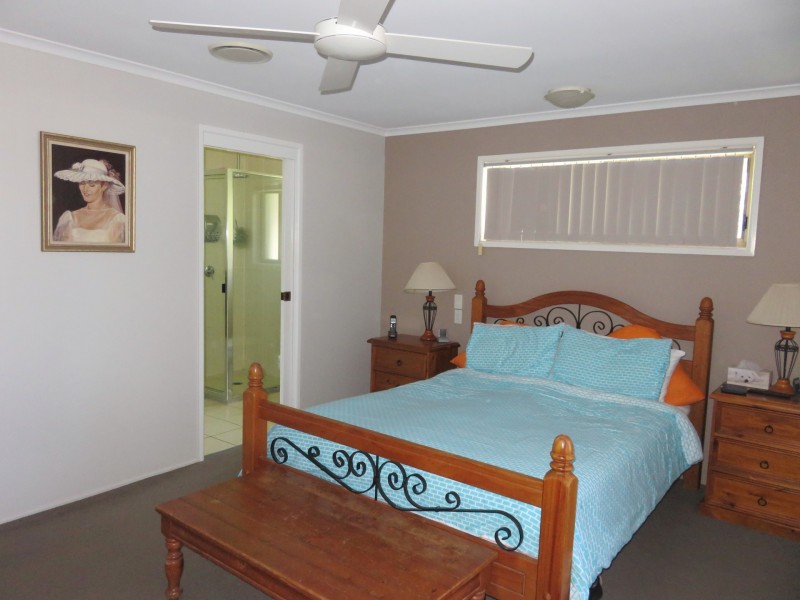 16 Langdon Street, Tannum Sands QLD 4680