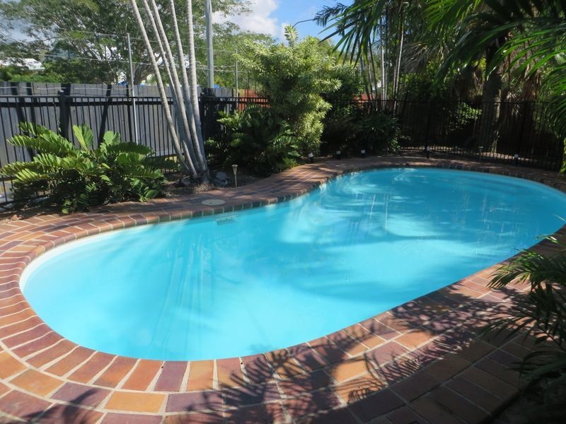 52 LANGDON STREET, Tannum Sands QLD 4680