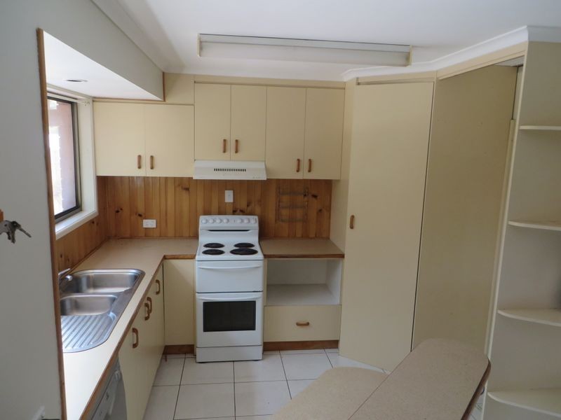 36 LATROBE STREET, Tannum Sands QLD 4680