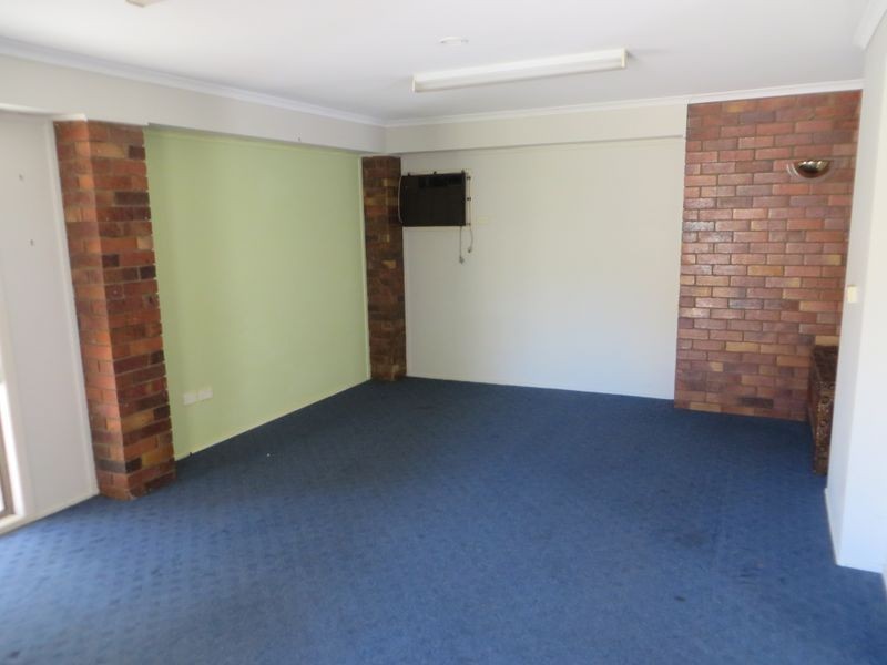 36 LATROBE STREET, Tannum Sands QLD 4680