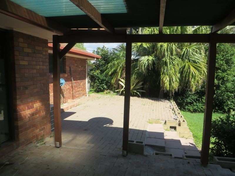 36 LATROBE STREET, Tannum Sands QLD 4680