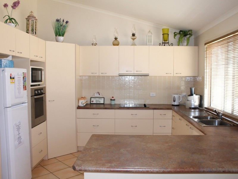 50 Baruby Boulevard, Benaraby QLD 4680