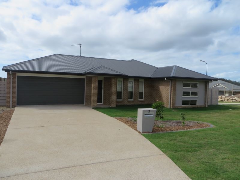 2 LENTHALL STREET, Boyne Island QLD 4680