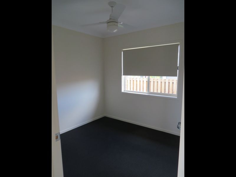 2 LENTHALL STREET, Boyne Island QLD 4680