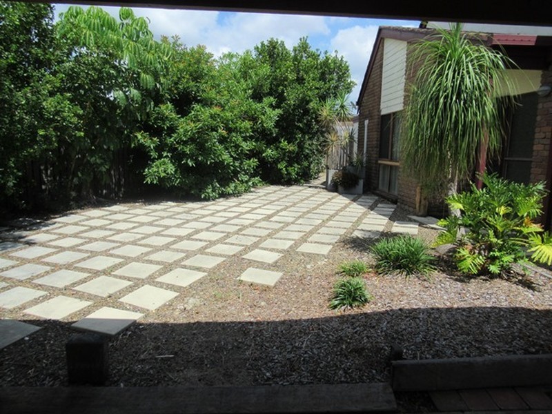 39 EDWARD STREET, Boyne Island QLD 4680
