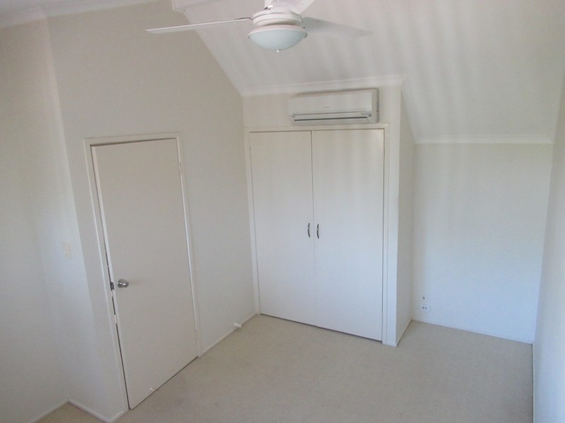 39 EDWARD STREET, Boyne Island QLD 4680