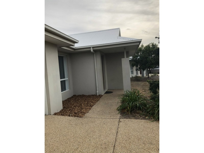 43 CLOVER CRESCENT, Boyne Island QLD 4680