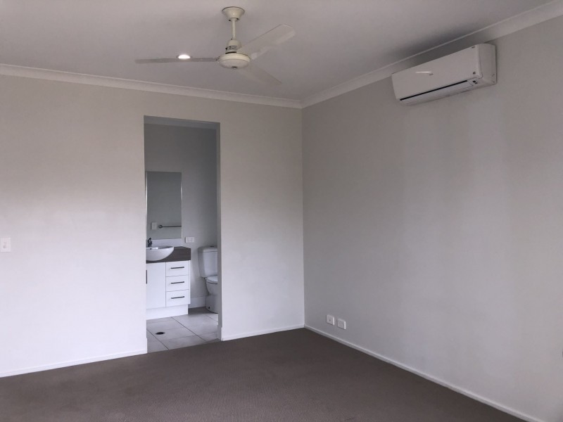 43 CLOVER CRESCENT, Boyne Island QLD 4680