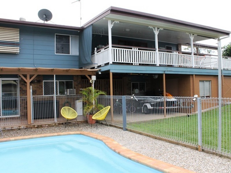12 Fitzroy Court, Boyne Island QLD 4680