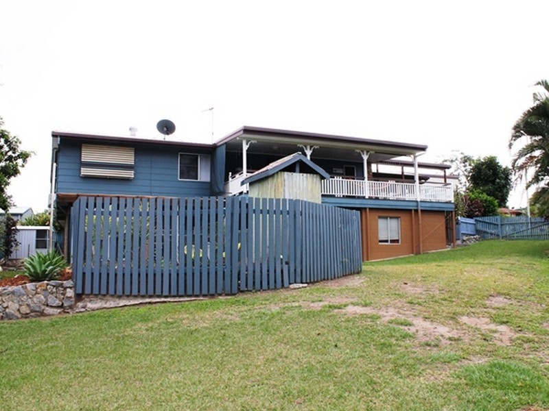 12 Fitzroy Court, Boyne Island QLD 4680