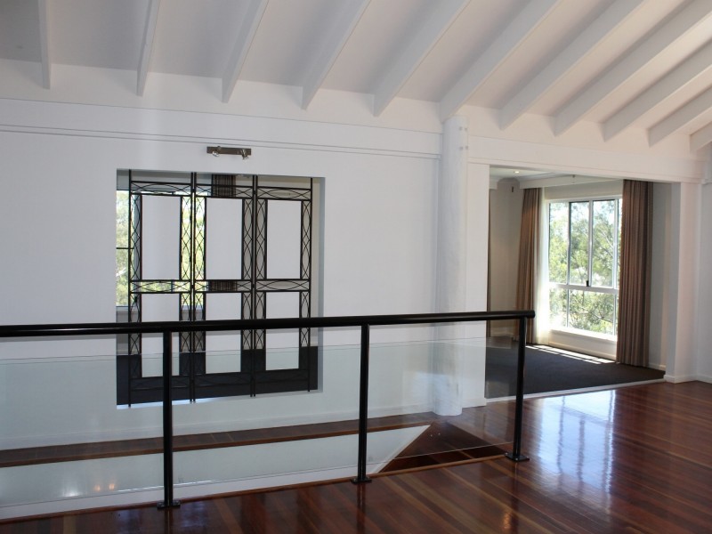 6 Charles Crescent, Tannum Sands QLD 4680