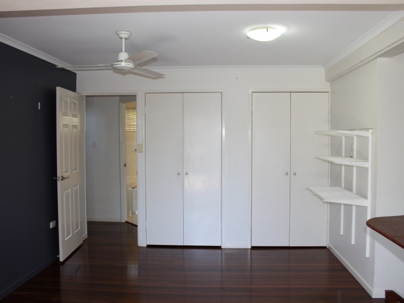 6 Charles Crescent, Tannum Sands QLD 4680