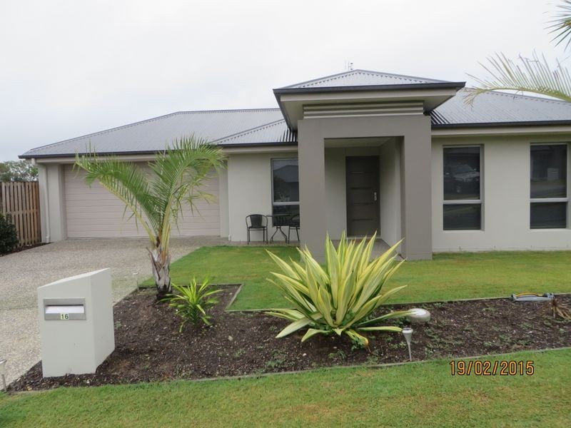 16 BUCHANEN STREET, Boyne Island QLD 4680