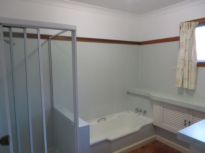 25 ELIZABETH STREET, Tannum Sands QLD 4680