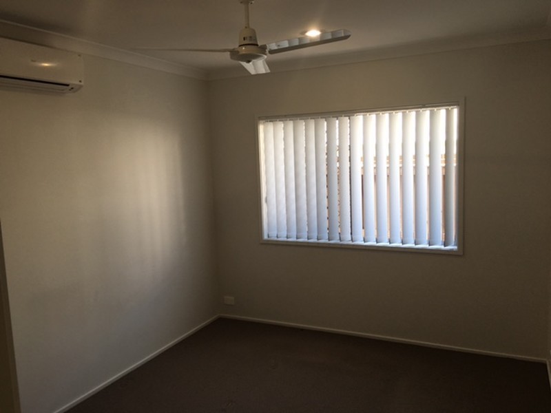 10 Clover Crescent, Boyne Island QLD 4680
