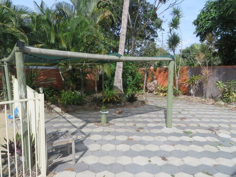 19 YUKANA STREET, Boyne Island QLD 4680