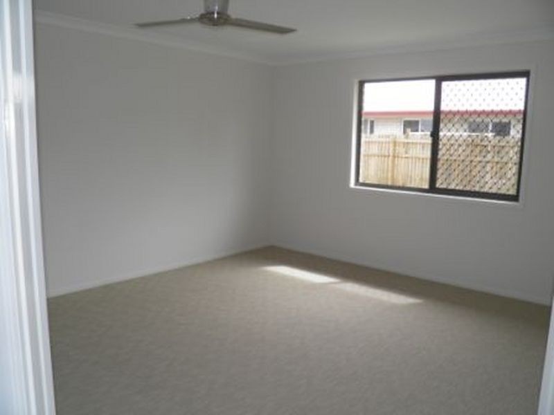 51 BAUHINIA STREET, Boyne Island QLD 4680
