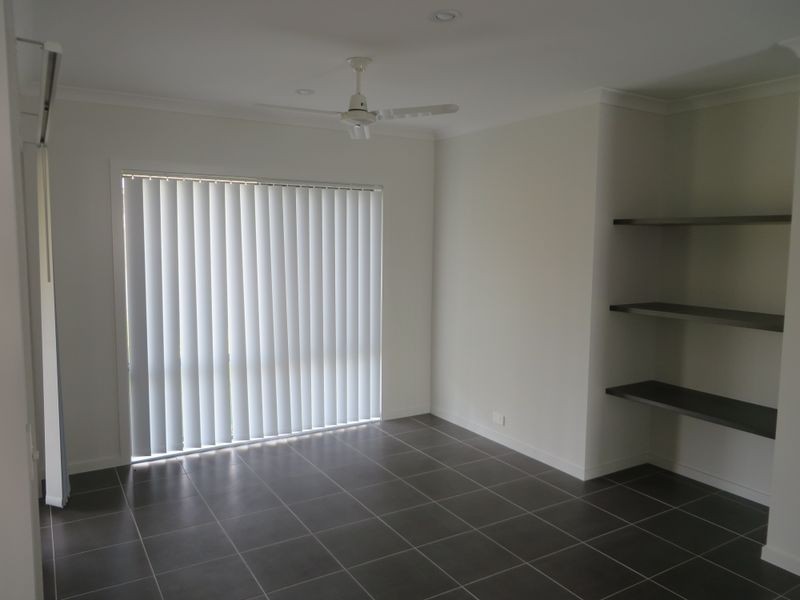 11 CLOVER CRESCENT, Boyne Island QLD 4680