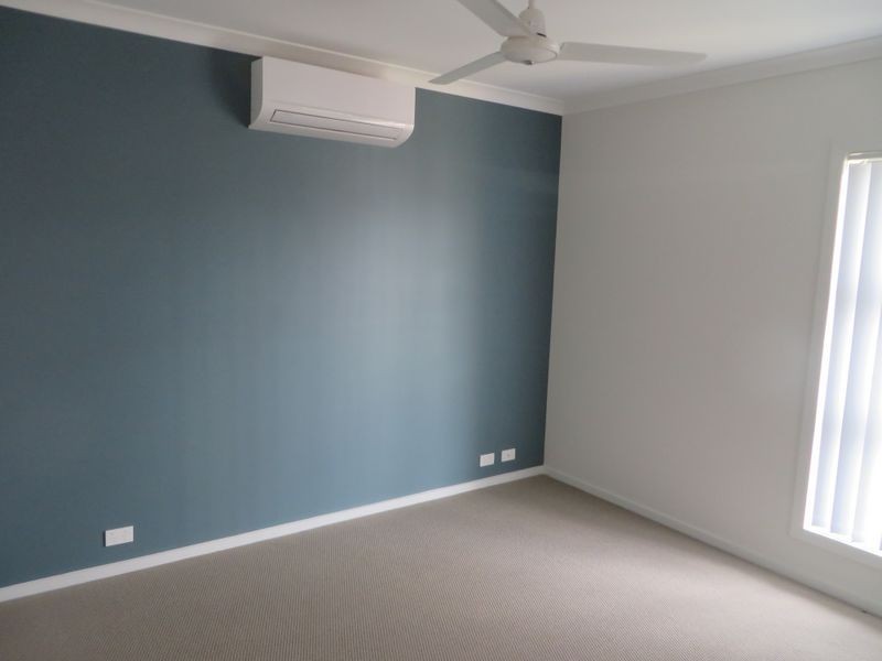 11 CLOVER CRESCENT, Boyne Island QLD 4680