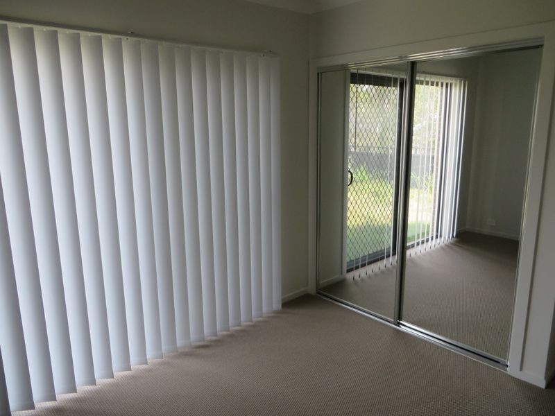 11 CLOVER CRESCENT, Boyne Island QLD 4680