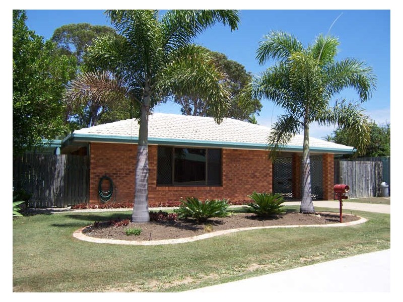 37 CREMORNE DRIVE, Tannum Sands QLD 4680