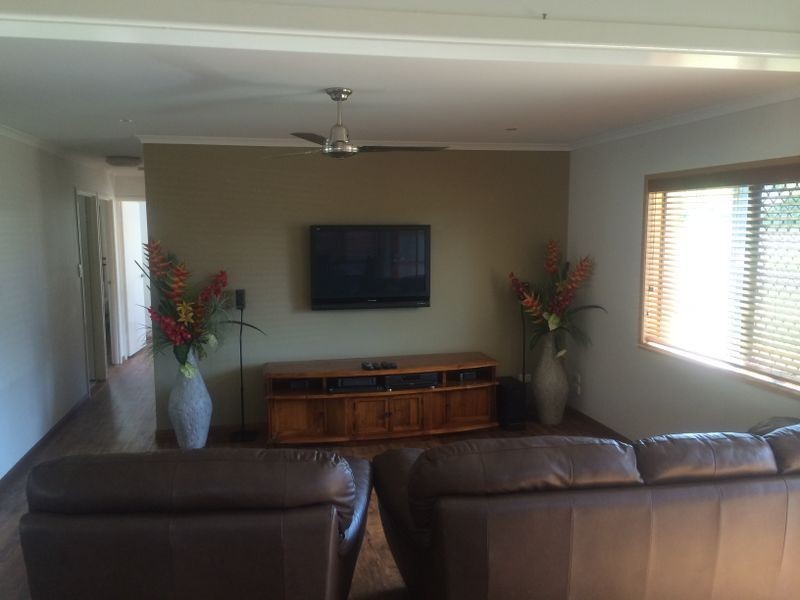 6 SALGADO STREET, Boyne Island QLD 4680