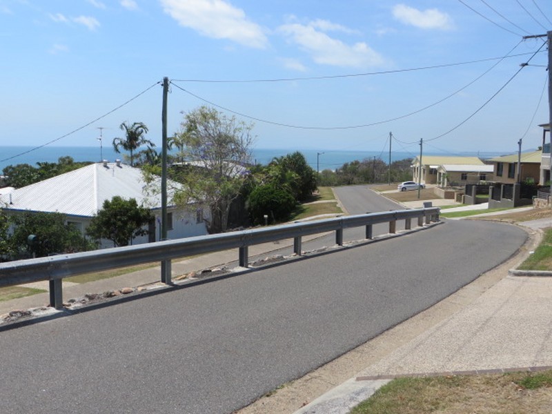 7 Pacific Avenue, Tannum Sands QLD 4680