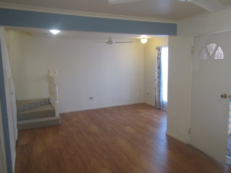 8/18 PARKSIDE STREET, Tannum Sands QLD 4680