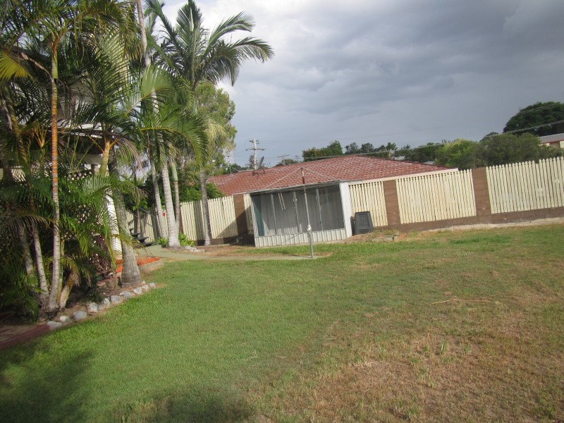 34 HAMPTON DRIVE, Tannum Sands QLD 4680
