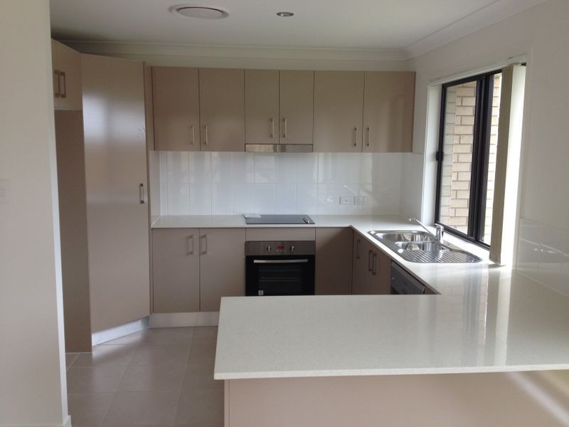 3 KOOLIVOO PARADE, Boyne Island QLD 4680