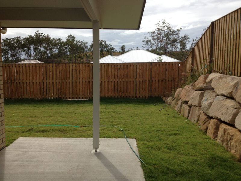 3 KOOLIVOO PARADE, Boyne Island QLD 4680