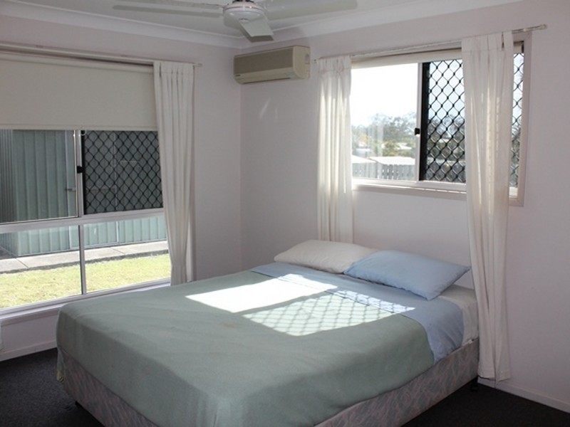 28 Curtis Avenue, Boyne Island QLD 4680