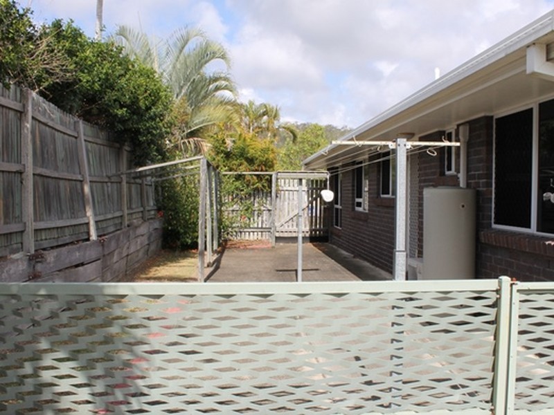 28 Curtis Avenue, Boyne Island QLD 4680