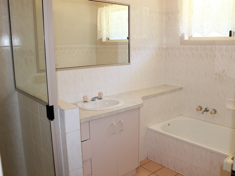 11 Keating Street, Tannum Sands QLD 4680